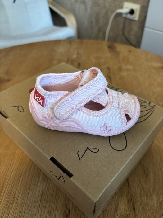 Детски пантофи КК Колев и Колев