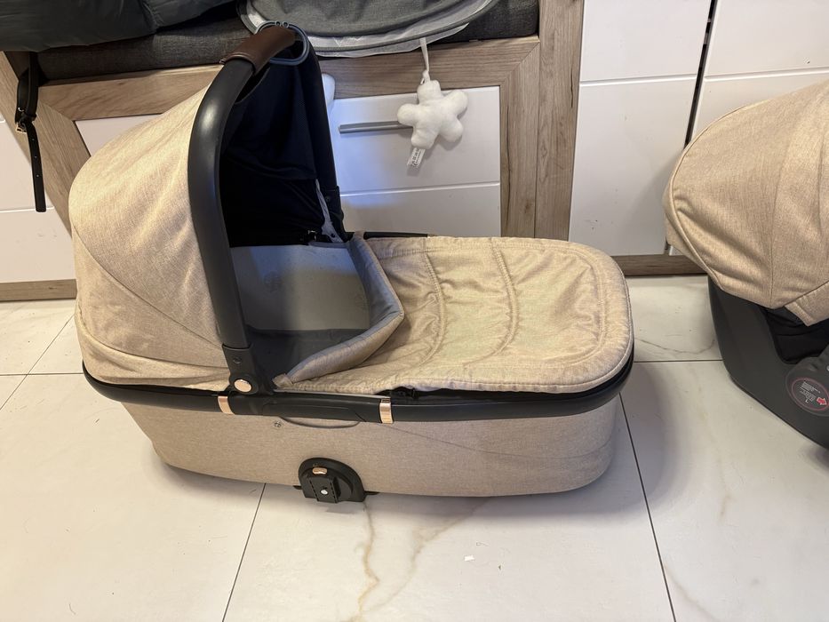 Бебешка количка cangaroo empire