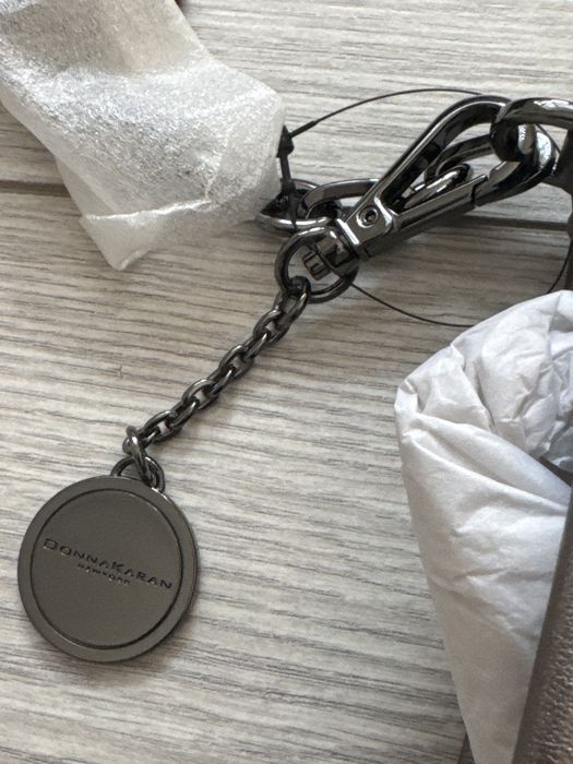 Новая сумка оригинал Donna Karan