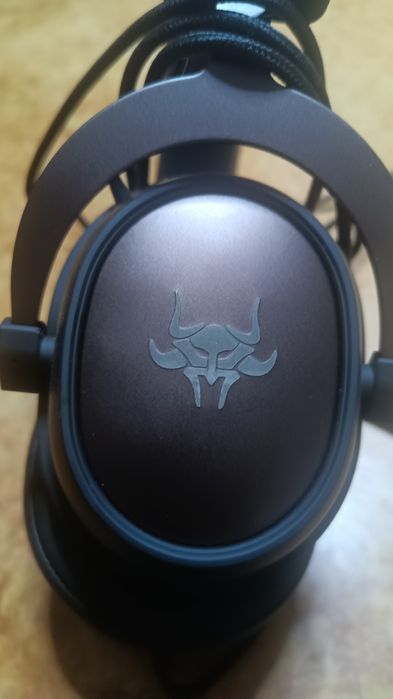 Продам наушники игровые