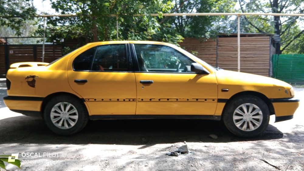 Nissan Primera P10