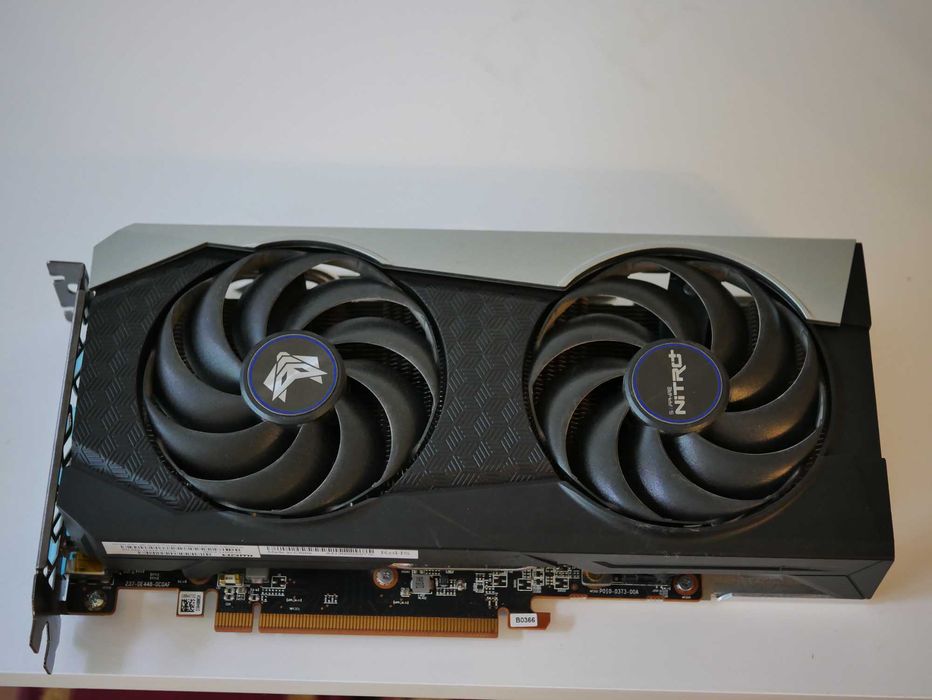 Sapphire Nitro+ AMD Radeon RX 6600 XT Overclocked 8GB GDDR6 128 bits