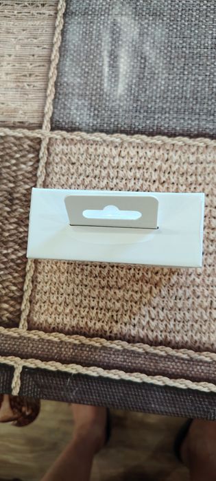 Honor Earbuds Open