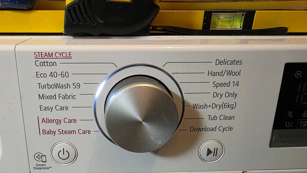 Masina de spalat cu uscator LG 9/6 functionare perfecta