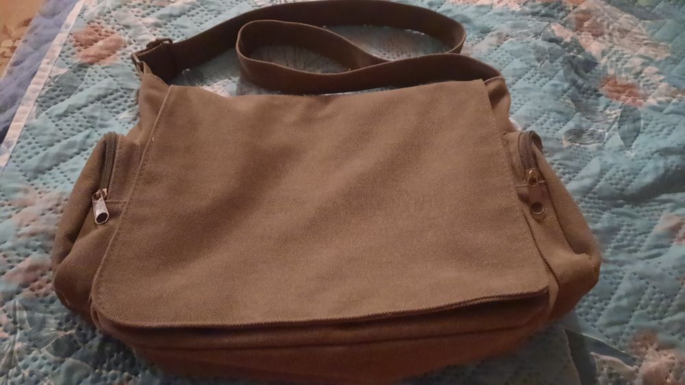 продам сумку с хорошем состоянии