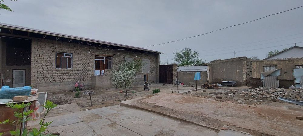 Ховли сотилади 6 сутик