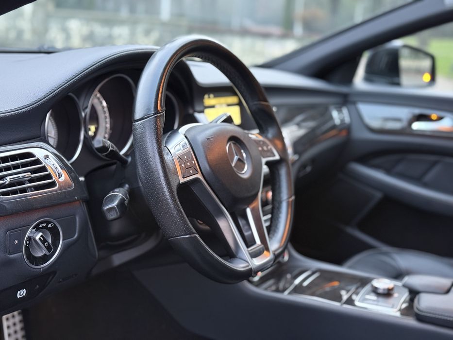 Mercedes-Benz / CLS350d / AMG / BlueEfficiency
