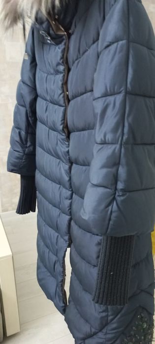 Продам очень качественный пуховик