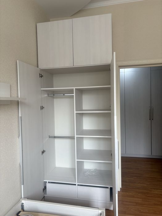 Шкафы детские вещевые