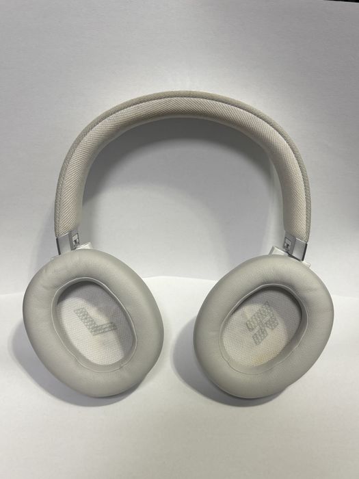 MDM vinde: Casti JBl Live770NC, White.