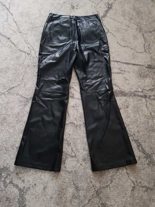 Pantaloni din piele Nasty Gal