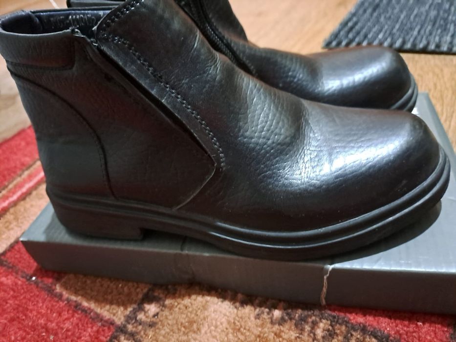 Продам подростковый обувь