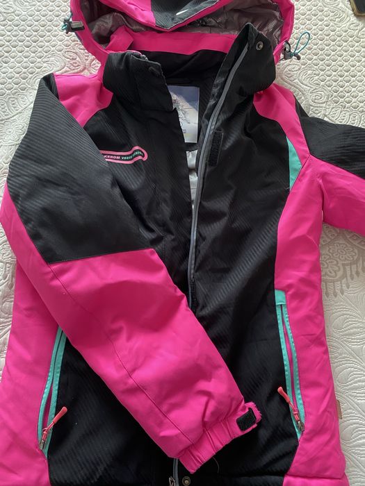 Продам лыжный костюм