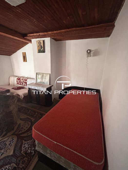 Дава се под наем Етаж от къща в Варна, м-т Траката - 75 кв.м за 383 € - Снимка #4