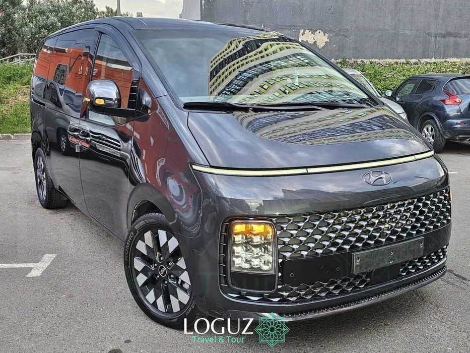 Hyundai Staria Travel Across Uzbekistan: Comfort Style and Confidence