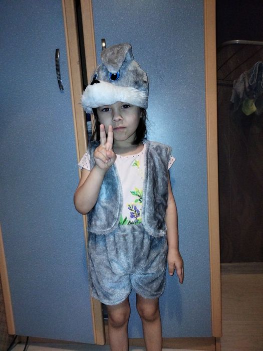 Продам детский НГ костюм 2 по 3000