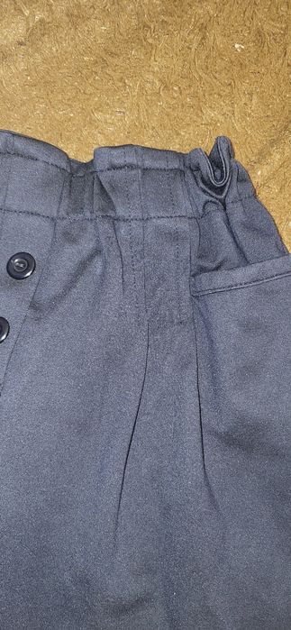 Продам пиджак и юбку на девочку