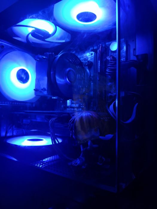 Продам игрой компютер торг есть