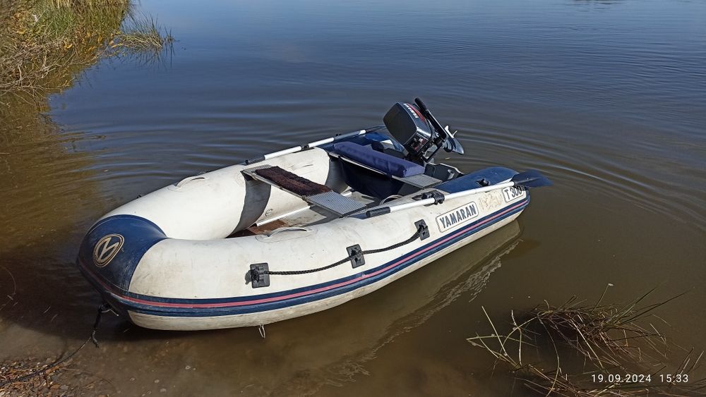 Продам лодку с мотором