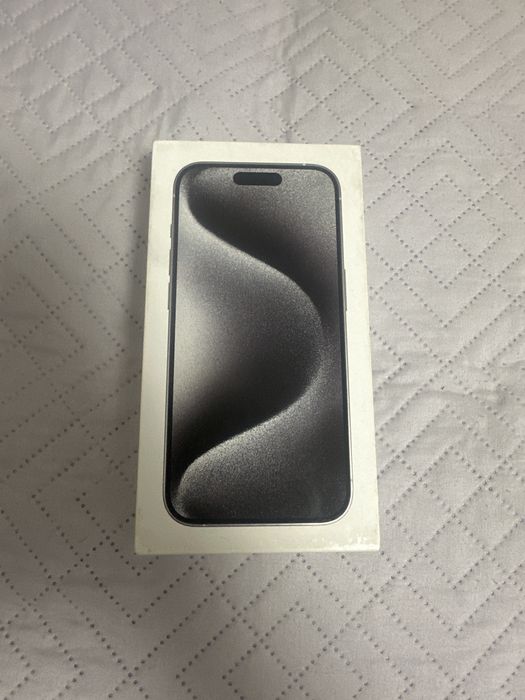 Iphone 15 pro белый