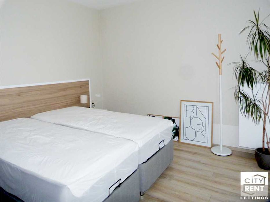 104274 Обзаведен апартамент с две спални в центъра на В. Търново