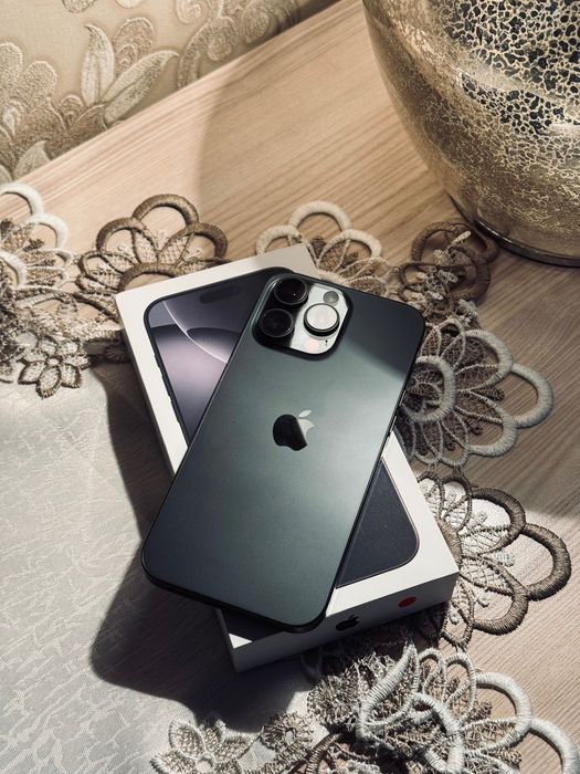 iPhone-16 pro max