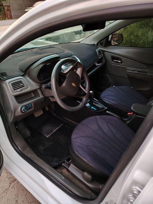 Chevrolet Cobalt 2025 — 3