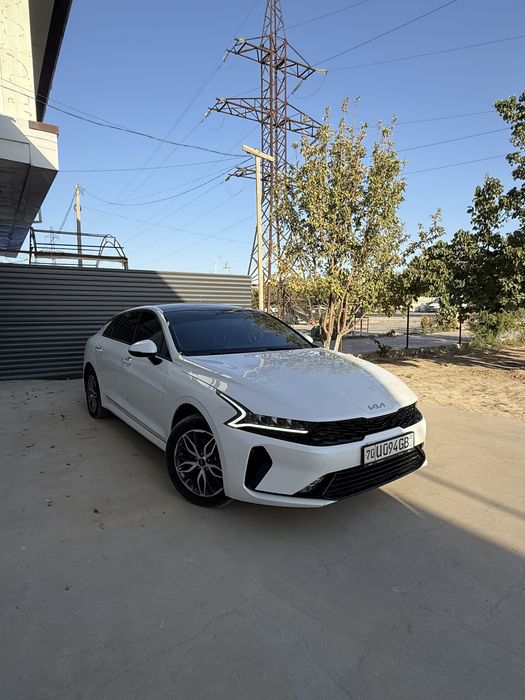 Kia K5 Sotiladi 26000$