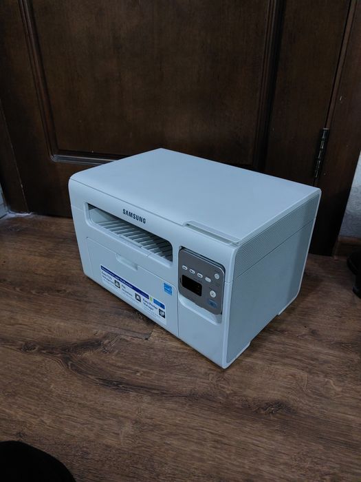SAMSUNG SCX-3400 МФУ
принтер, сканер, копир.