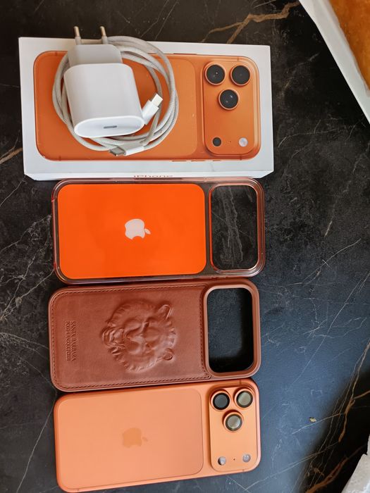 Продам айфон 17 промакс