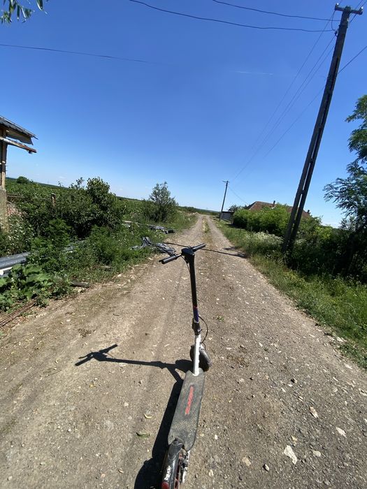 trotineta electrica aprilia