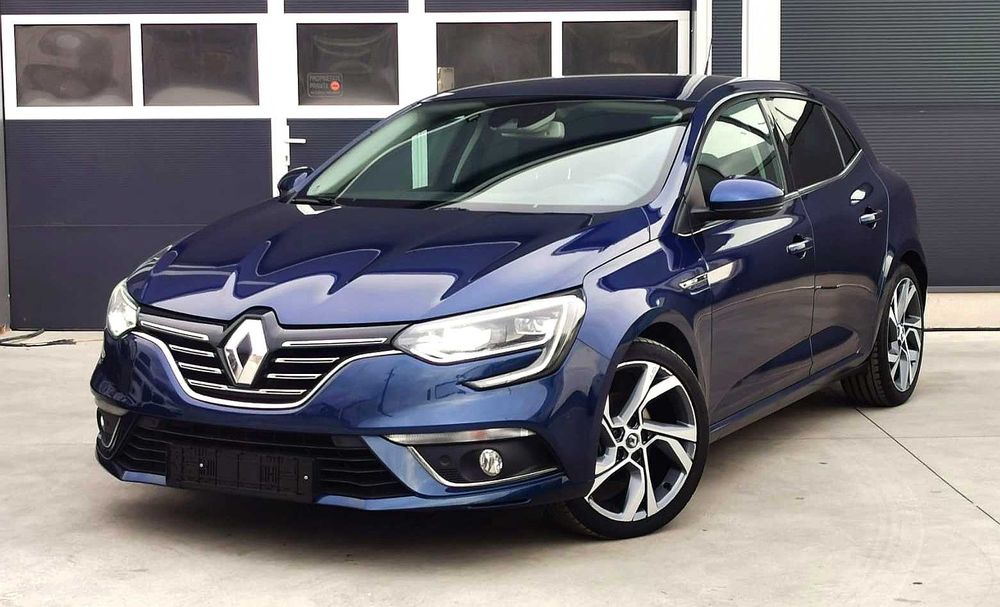 Renault Megane Bose 1.5 dCi-115CP Led/Distronic/NaviMare/Piele/Cameră