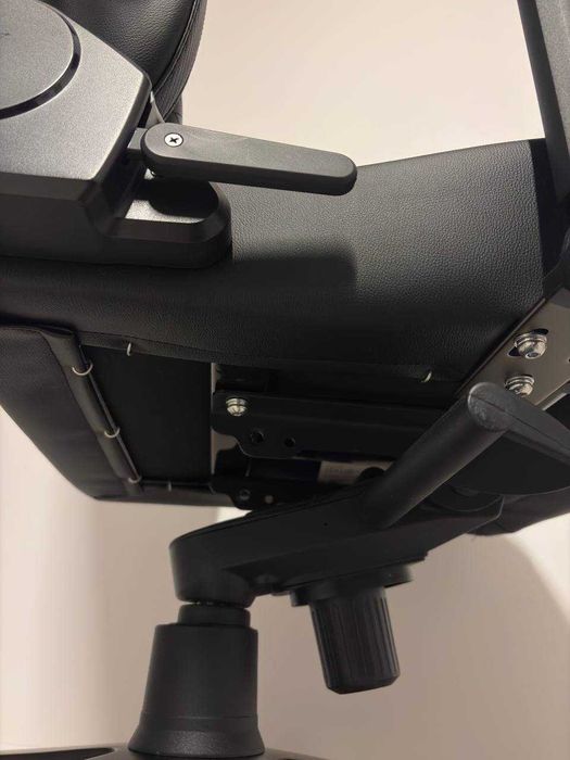 Scaun de gaming Razer Iskur V2