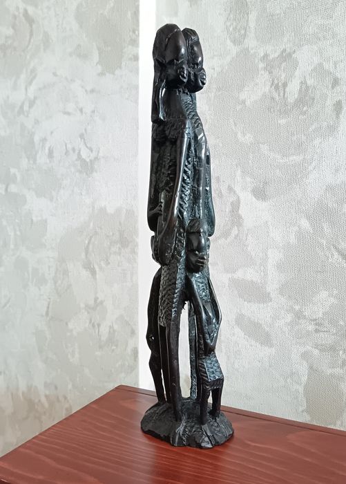 Автентична африканска статуетка, дърворезба"Уджамаа"