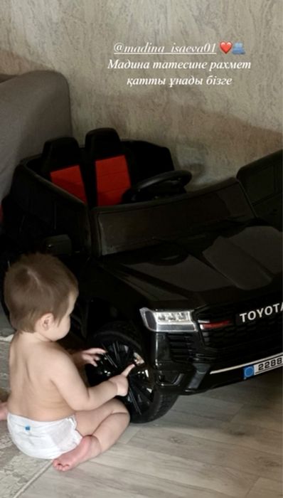 Машина детская большая