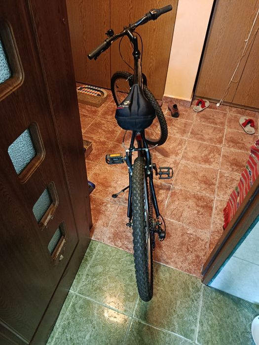 Vând bicicleta stare perfecta