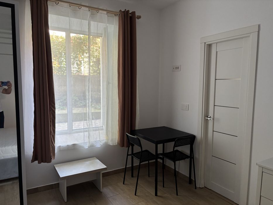 Proprietar, vand apartament 1 camera zona Centru Independentei - Copou, str Nicolae Gane cu incalzire in pardoseala total renovat