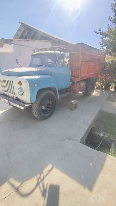 Gaz 53 samosval ..