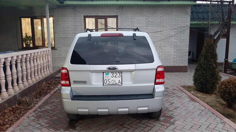 Ford Escape 2007 год