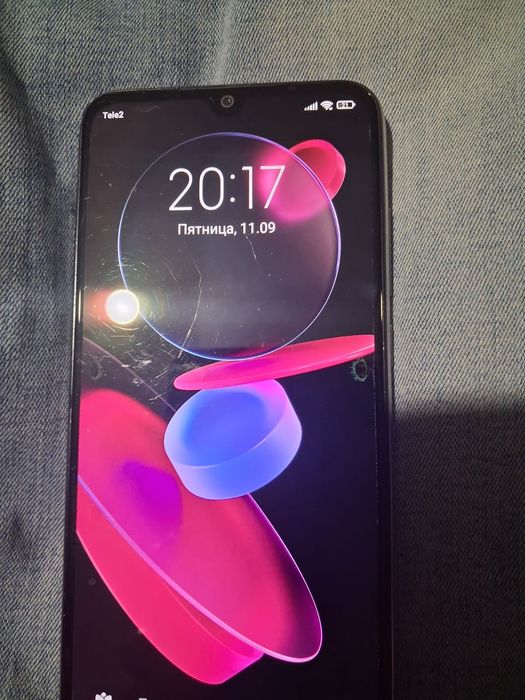 Продам Redmi note 8  4/64Gb