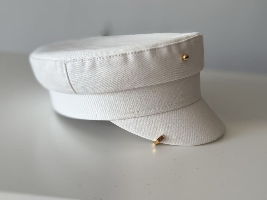 RB Шапки Ruslan Baginskiy