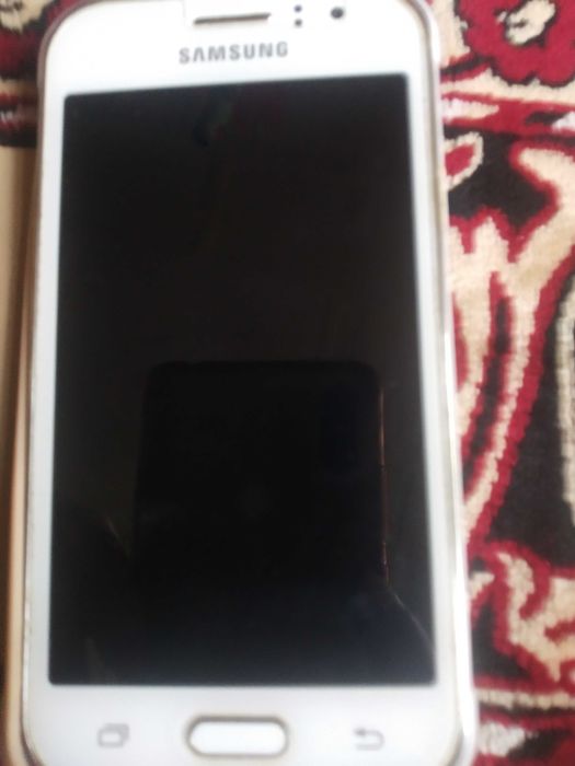 Продам телефон Samsung duos