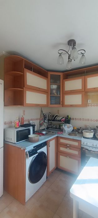 Кухонный гарнитур угловой