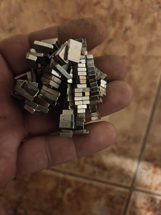 Lot 125 magneti neodim patrati si dreptunghiulari