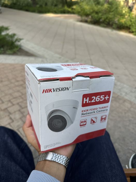 Камера видеонаблюдение Hikvision