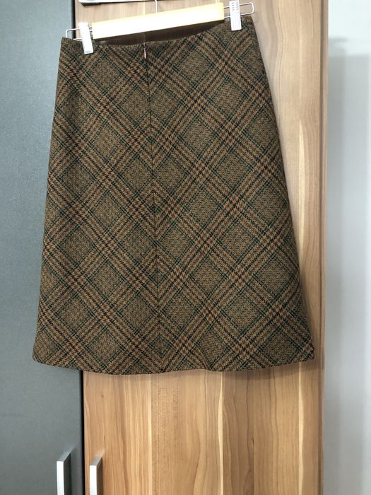 Дамска вълнена пола Daphne