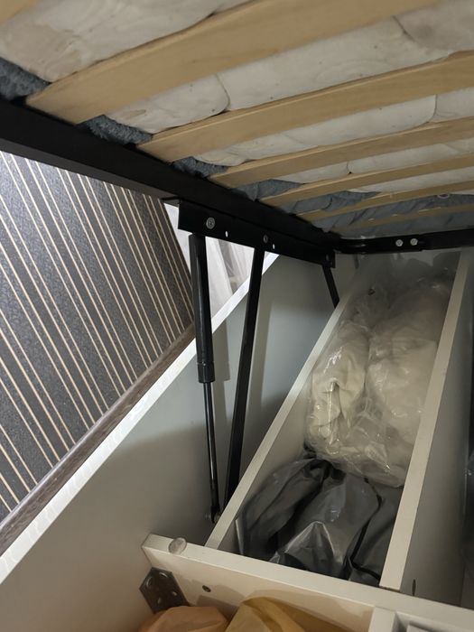 Продам кровать  двух спалка