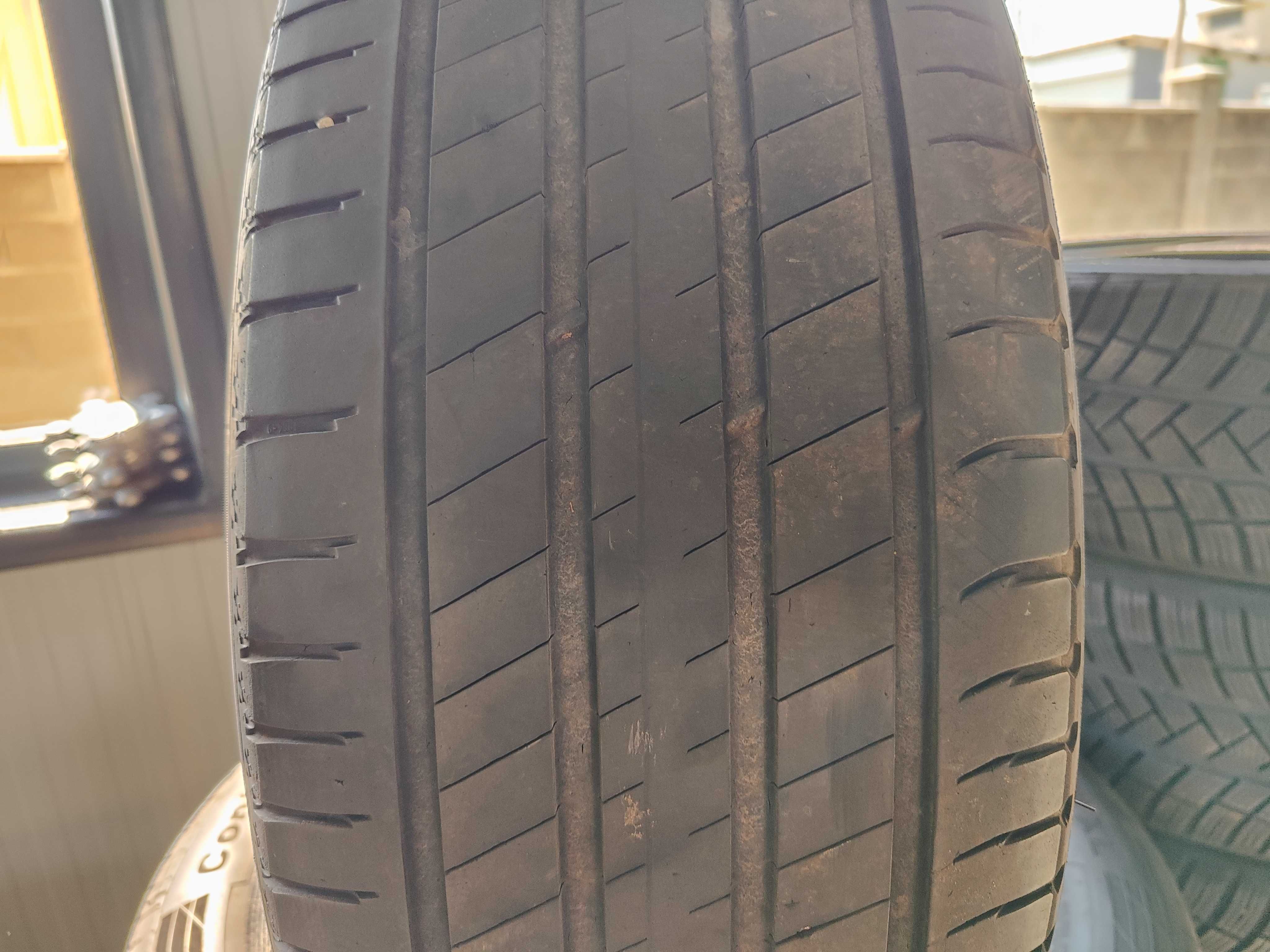 4бр.летни гуми 235/60/18 Michelin гр. Нови пазар • OLX.bg
