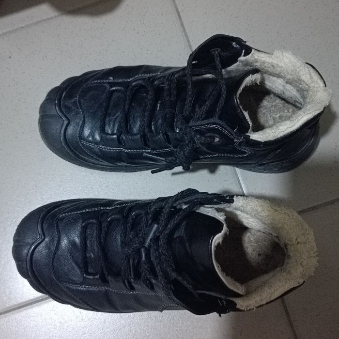 Продам полуботинки