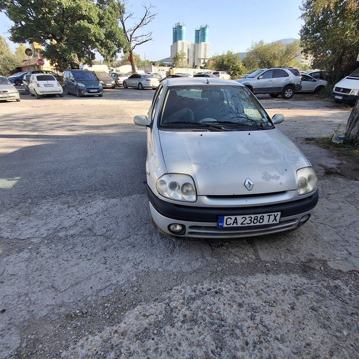 Renault clio 1.2 2001г